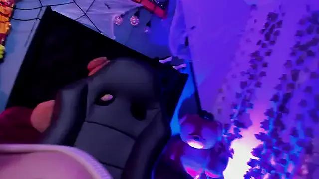 StripChat delilah_fix is Freechat delilah_fix — Masturbate my hot pussy