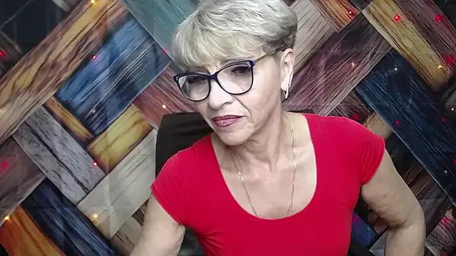 Freechat EllaBonito on StripChat