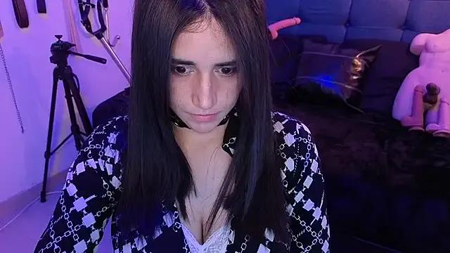 Freechat elowen_halley1 on StripChat