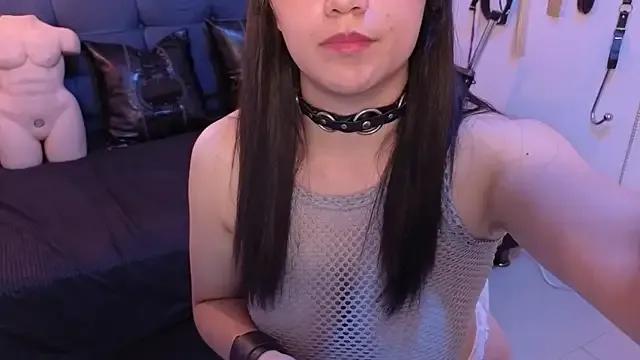 Freechat elowen_halley1 on StripChat