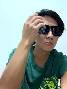 Freechat erokami36 on StripChat