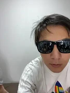 Freechat erokami36 on StripChat