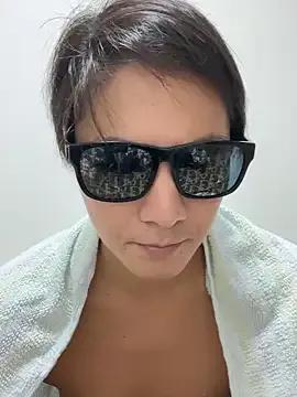 Freechat erokami36 on StripChat