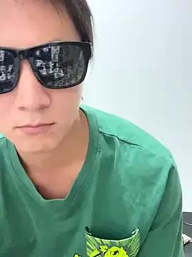 Freechat erokami36 on StripChat