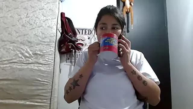 Freechat Escarcha-blue on StripChat