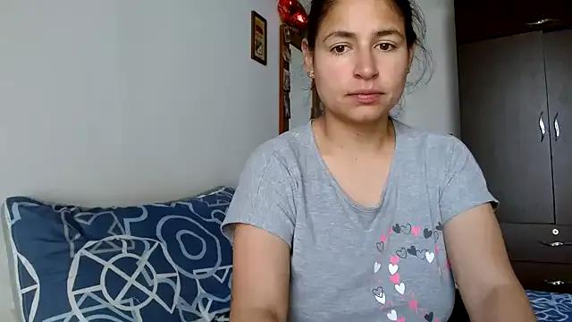 Freechat Escarcha-blue on StripChat