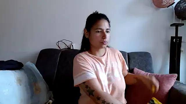 Freechat Escarcha-blue on StripChat