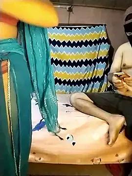 Group Flirtandfuck0 on StripChat