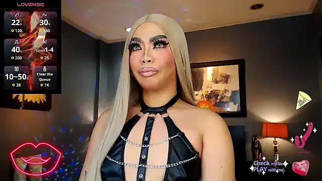 StripChat FridaHumphrey is Freechat FridaHumphrey — TASTE MY MASSIVE COCK AND WARM CUM