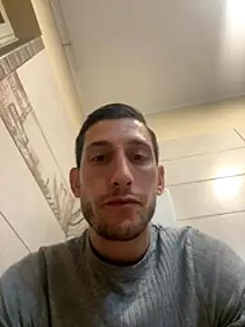 StripChat Gionnytav is Freechat Gionnytav — Mi masturbo per 5 minuti