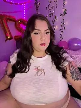 Freechat honeyviolet on StripChat