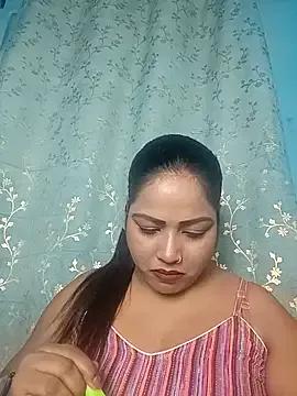 Freechat hornypriya696 on StripChat