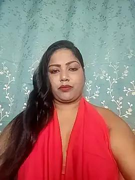 Freechat hornypriya696 on StripChat