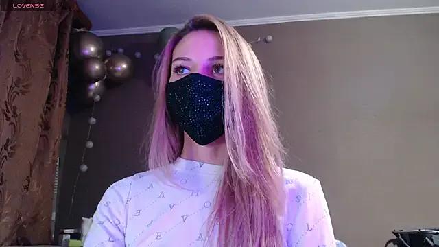 StripChat Iris_lave is Freechat Iris_lave — 10 spanks on the ass with a belt