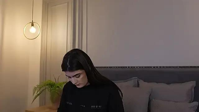 Freechat IrisBaker on StripChat