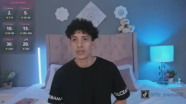 Joe_And_Emma —  Sweet start slow oily legs