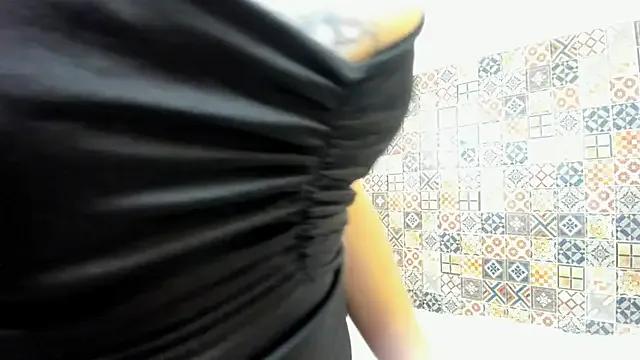 StripChat Keyla_ruiz_ is Freechat Keyla_ruiz_ — Spank butt  * 10 times, ass red