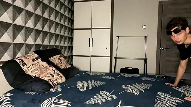 Freechat merycouple on StripChat