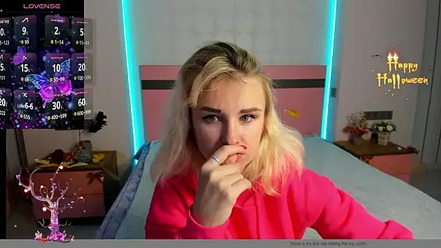 StripChat MeryMidnight is Private MeryMidnight — Make my happy