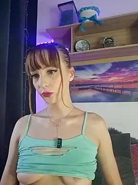 MoonedByEva on StripChat 