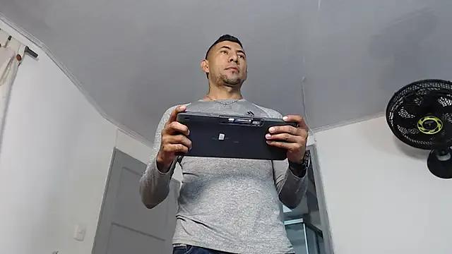 StripChat Morganandmegan is Private Morganandmegan — Show dick