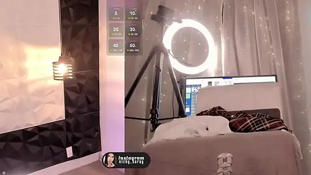 Freechat nickky__ on StripChat