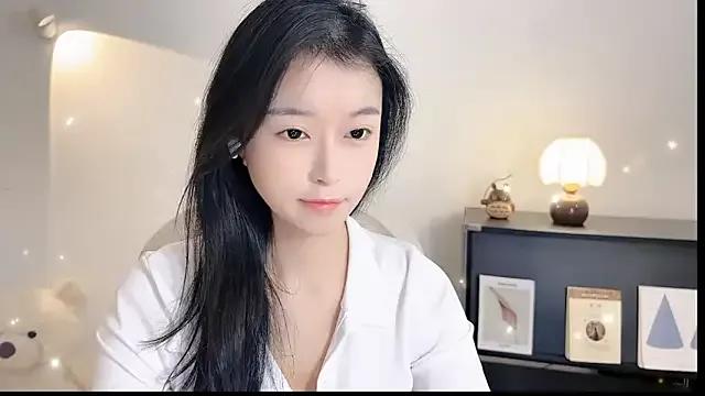 Onechestnut — Freechat on StripChat