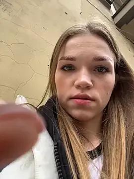 Freechat Porn_cornn on StripChat