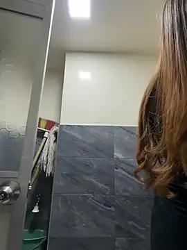 StripChat roouse is Group roouse — WE SHOWED OUR BOOBS TO A CUSTOMER Shh!