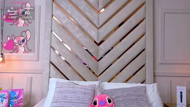 Private Sarah-Grace on StripChat