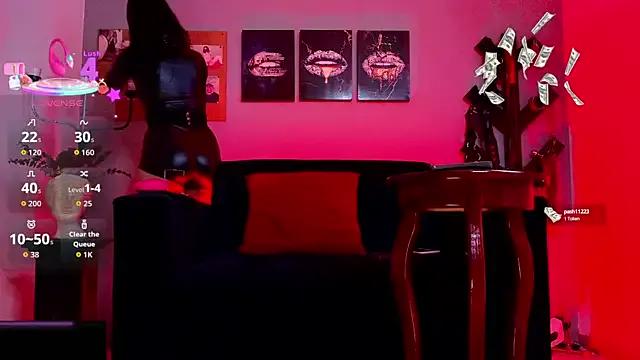 selena_rogue on StripChat 