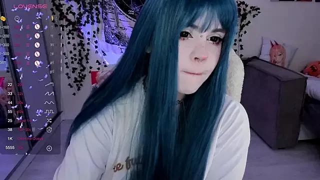 SelenaCute on StripChat 