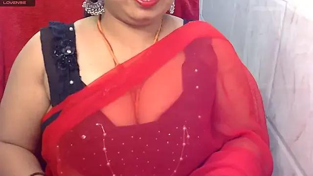 StripChat Sexy_Regina is Freechat Sexy_Regina — remove sari