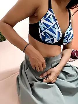 Freechat Shalu_G on StripChat