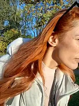 StripChat SlimBellaa is Freechat SlimBellaa — Suck My Finger and Moan loudly