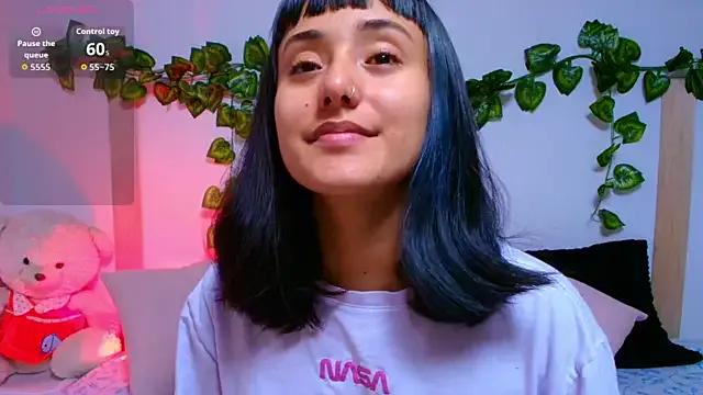 Freechat tati_cardenas on StripChat