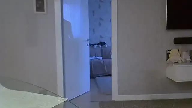 StripChat ZarinaSwift is Private ZarinaSwift — Striptease dance